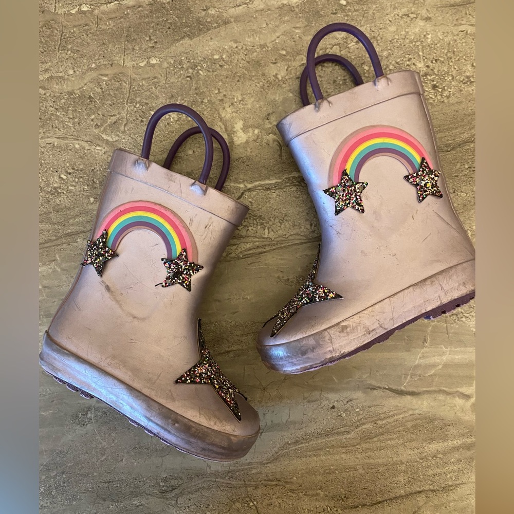 Play condition purple sparkle sate rain boots size 5